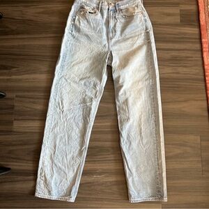 American Eagle Light Wash Baggy Jean sz 8